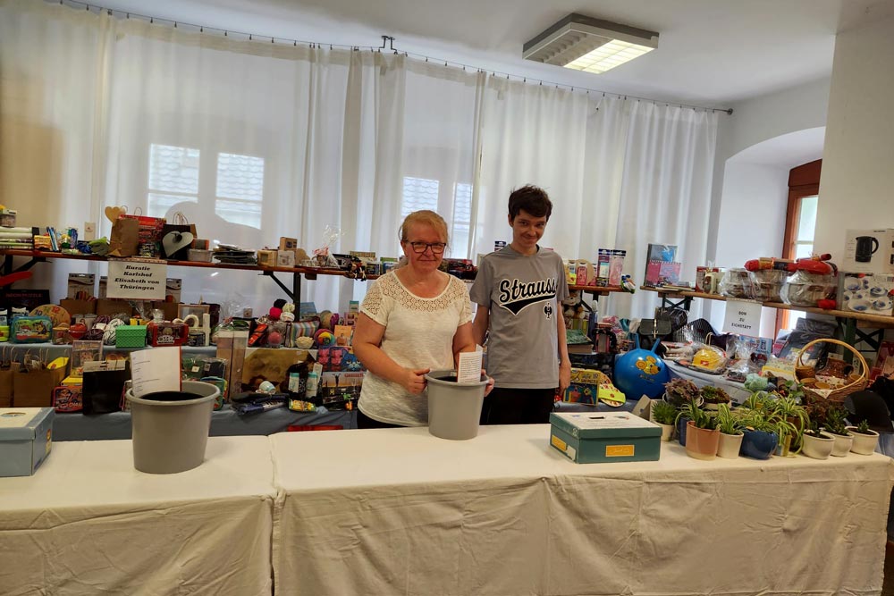 Petra Gradl organisiert jetzt die Losbude
